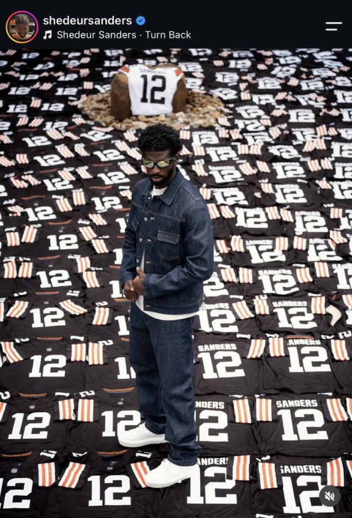 NFL_DovKleiman's tweet photo. Shedeur Sanders is a bona fide superstar.

The Browns have their franchise QB.

🥶🥶🥶 https://t.co/gRjrWYLxpm
