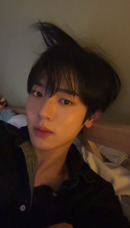 luvkyunie's tweet photo. JanLup tidurrr yakk :Pโ, awas sakit sakitanโบ, and anyways aku selalu photogenic dulu sebelum tidur๐,
ใyang mau mutualan boleh RT atau Like
Fmbst? DM aku yaa๐โใ
#Roleplayerindo #Roleplayworld #roleplay #kpop #roleplayindonesia #roleplayerkpop https://t.co/e6EPAAJgaG