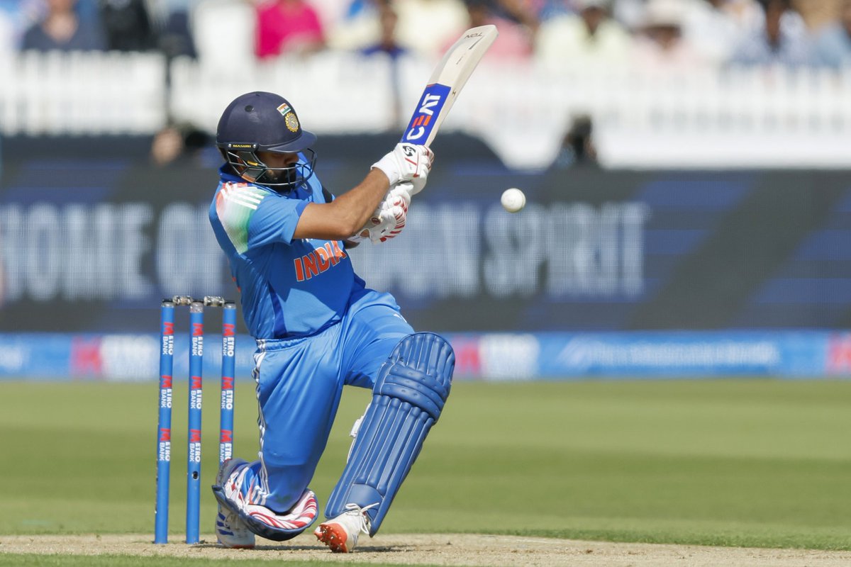 Aware_Indian7's tweet photo. Hitman Rohit Sharma competes his CENTURY in the iconic ground of #Lords After his retirement news came, all the fans of Rohit Sharma became sad 😥 It was really heartbreaking news for all of them and the Indian fans as well 💔 Later on, this news was dismissed and today in the iconic ground of #Lords he has scored a CENTURY as well 😍🥰 What a day for the Hitman's fans and Indian Cricket fans 💯 #INDvsENG #ENGvsIND