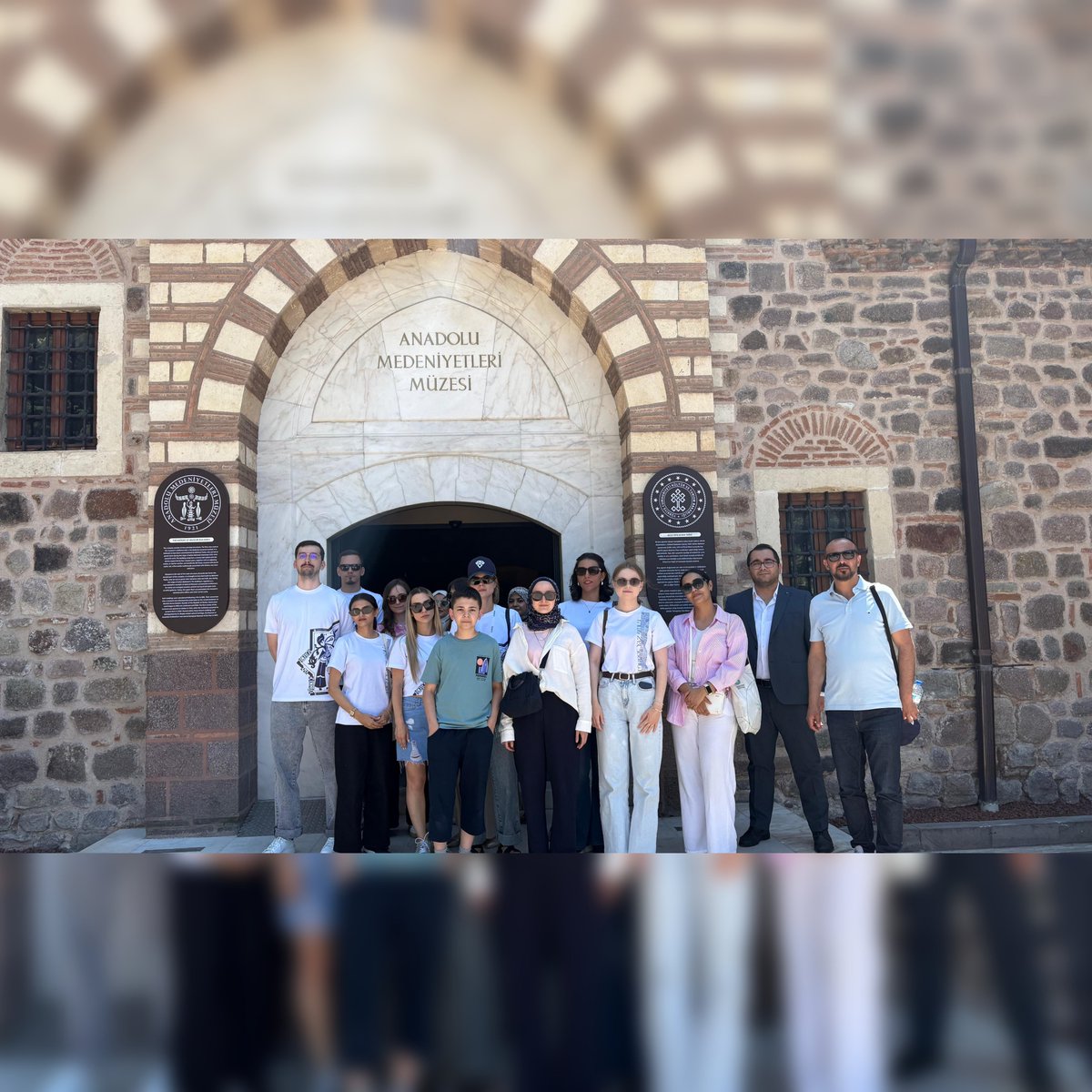 AybuDilmer's tweet photo. Yunus Emre Enstitüsü Türkçe Yaz Okulu öğrencilerimiz Anadolu Medeniyetler Müzesi ve Ankara Kalesi'nde tarihin derinliklerini keşfetti.
@yeeorgtr @acengizkoseoglu @ybuankara https://t.co/EJQgTXIYlp