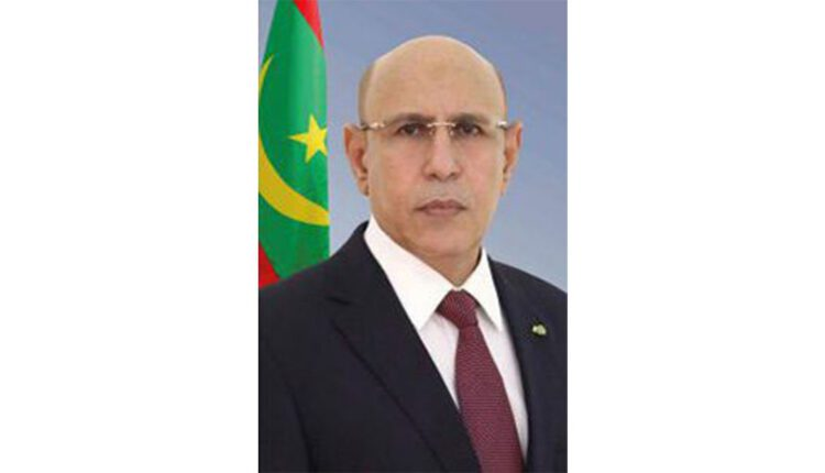 mauritaniahadth's tweet photo. شارك فخامة الرئيس محمد ولد الشيخ الغزواني في افتتاح قمة مستقبل الاندماج الإقليمي لغرب إفريقيا وقمة إيكواس في سيراليون كضيف شرف، مؤكداً حضور موريتانيا ودورها في تعزيز التعاون والتنمية المستدامة بالمنطقة. 🇲🇷🤝🌿

#موريتانيا_الحدث https://t.co/yhPq8YxVAN
