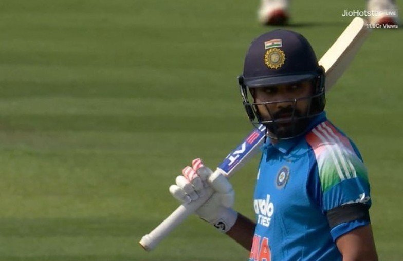 R7twtss's tweet photo. Lord at Lord's 👑

#INDvsENG #RohitSharma https://t.co/anipMHcJvh