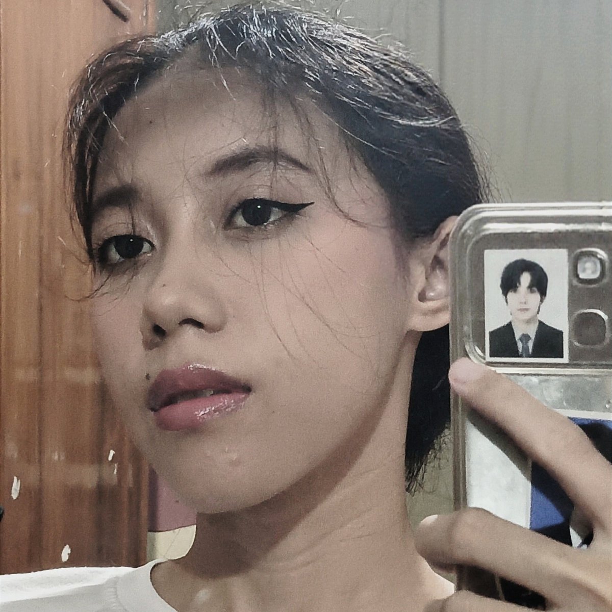 heevaniie's tweet photo. mirror tells no lies, baby.
@h_evva_n

#EVERSELCADAY #EVRSD #EVAN 
#HEESEUNG #EVER https://t.co/6sFTgQpyTr