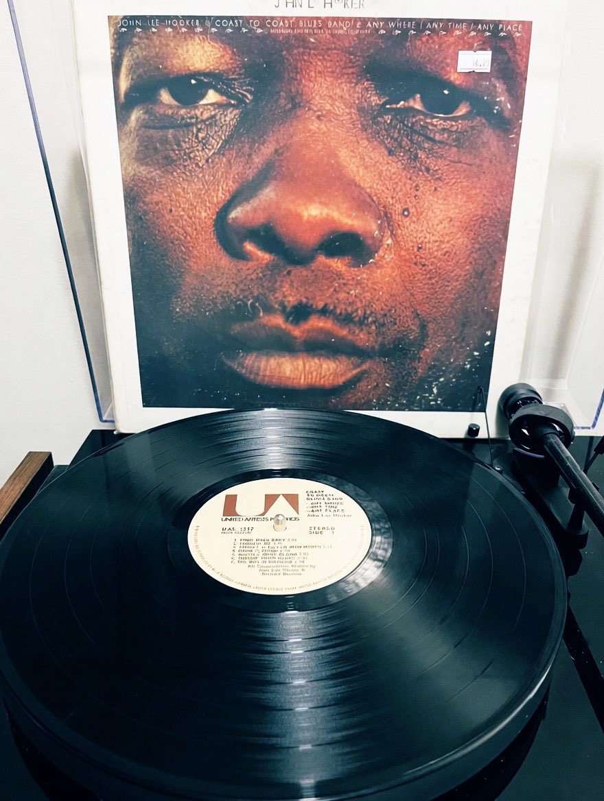 Spurrell75's tweet photo. John Lee Hooker
Coast to Coast Blues Band
Anywhere - Anytime - Anyplace
1971
Early recordings by John Lee Hooker and his Coast To Coast Blues Band - recorded in Detroit in the late 40s through the early 50s.
#vinyl #vinylrecords
#blueslegend https://t.co/HcX6Kai0Cg