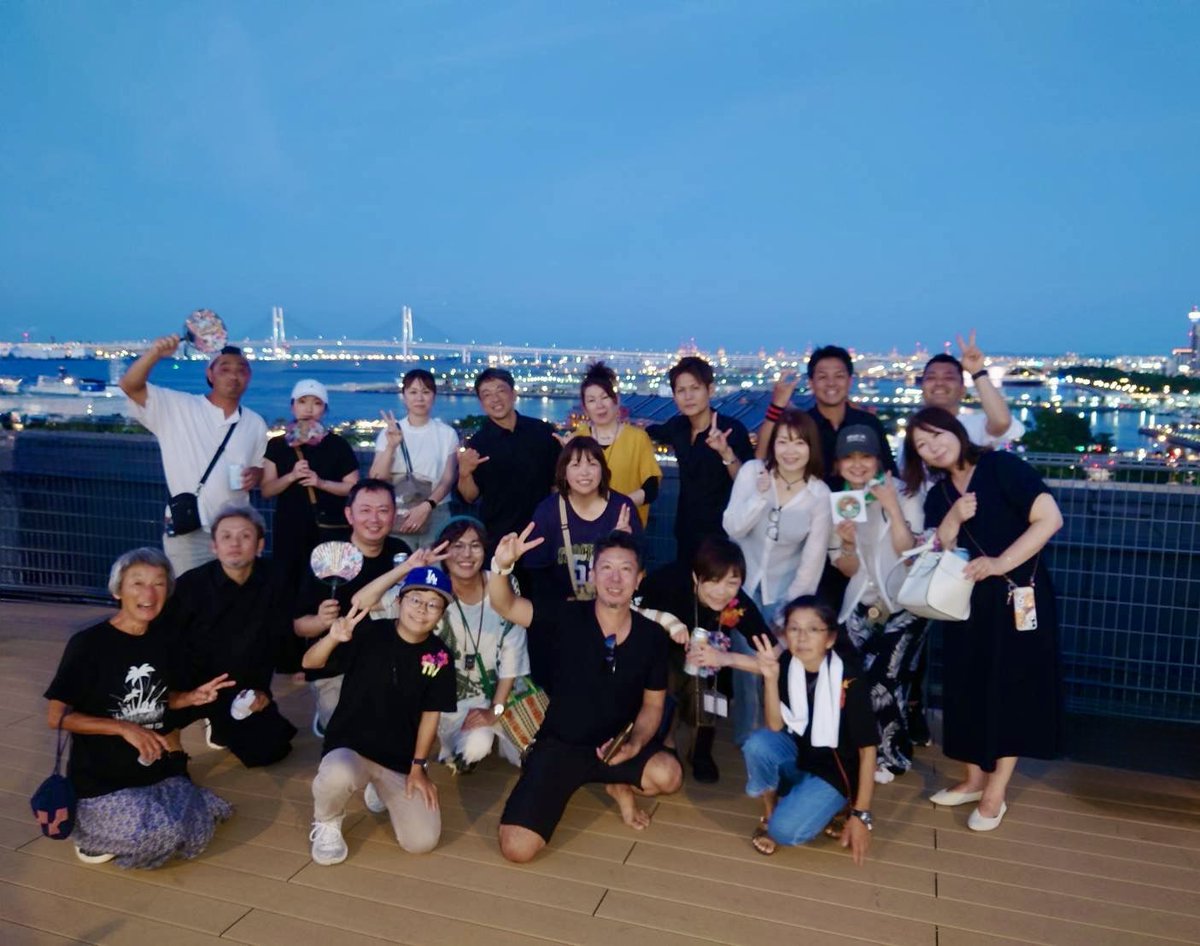 tida_hideya's tweet photo. 横浜ワールドポーターズ
横浜よさこい祭り 夏の陣
天空宵よさ

ありがとうございました！
最高でした！

#ティダ #蛇三線 #ロック #バンド #ライブ
#横浜 #よさこい https://t.co/VmmTfjQoo9