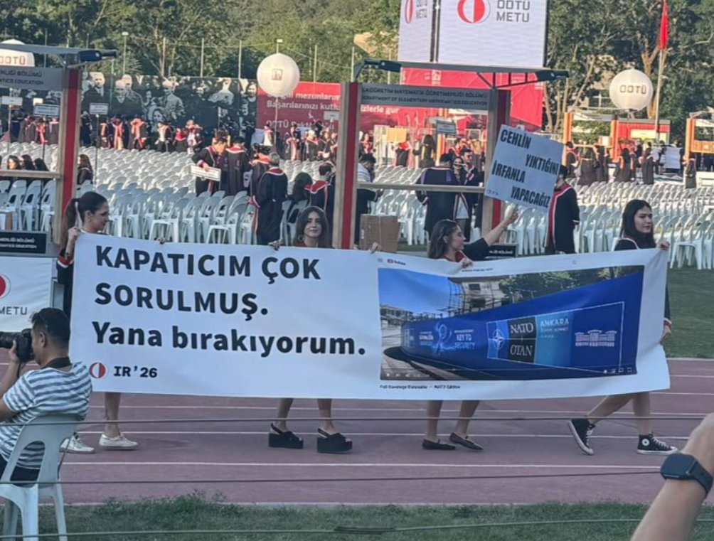 kisacamel6's tweet photo. ODTÜ bildiğiniz gibi... Şahanesiniz gençler.. https://t.co/goLmqIzaLx