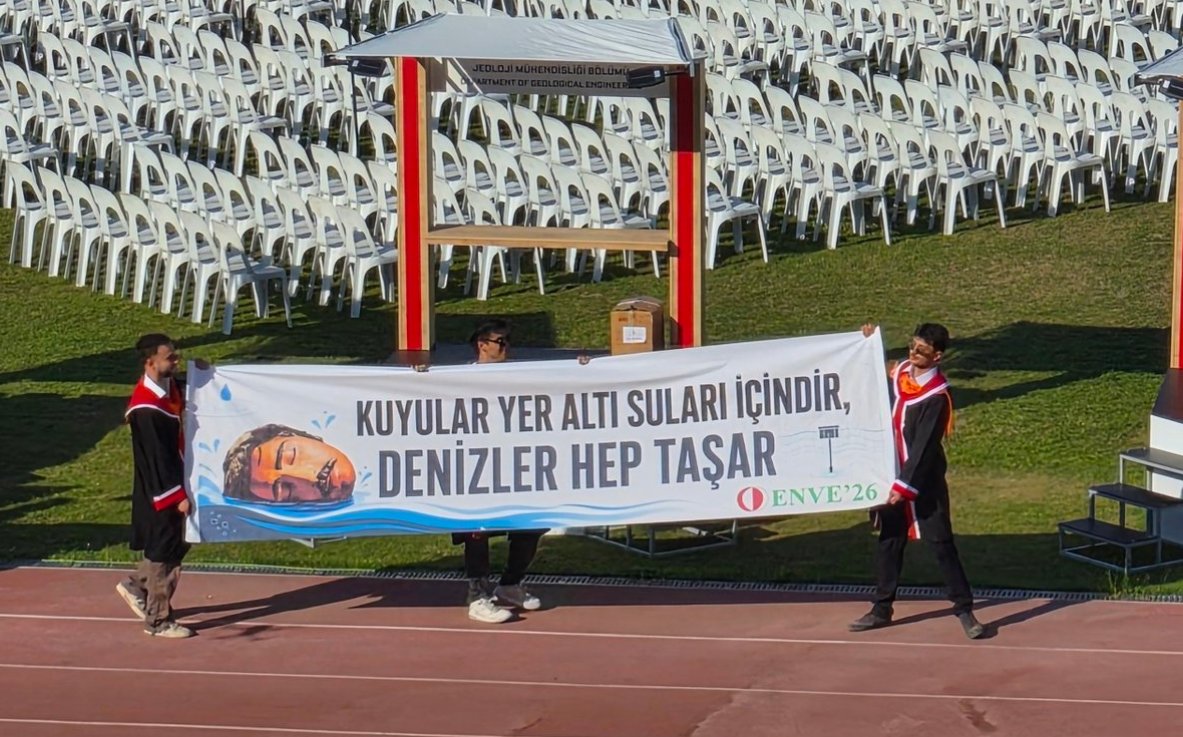 kisacamel6's tweet photo. ODTÜ bildiğiniz gibi... Şahanesiniz gençler.. https://t.co/goLmqIzaLx
