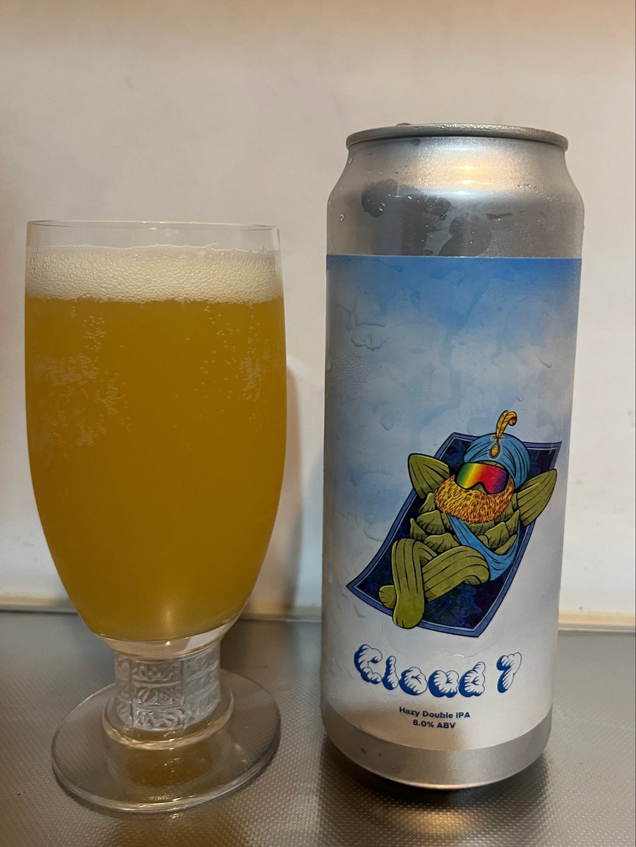 zae_mon's tweet photo. WEST COAST BREWINGのCloud 7。WCB７周年、おめでとう。Hazy Double IPA。度数8%だがアルコール感は弱めで甘さも適度。美味し😋 https://t.co/avOVl4N463