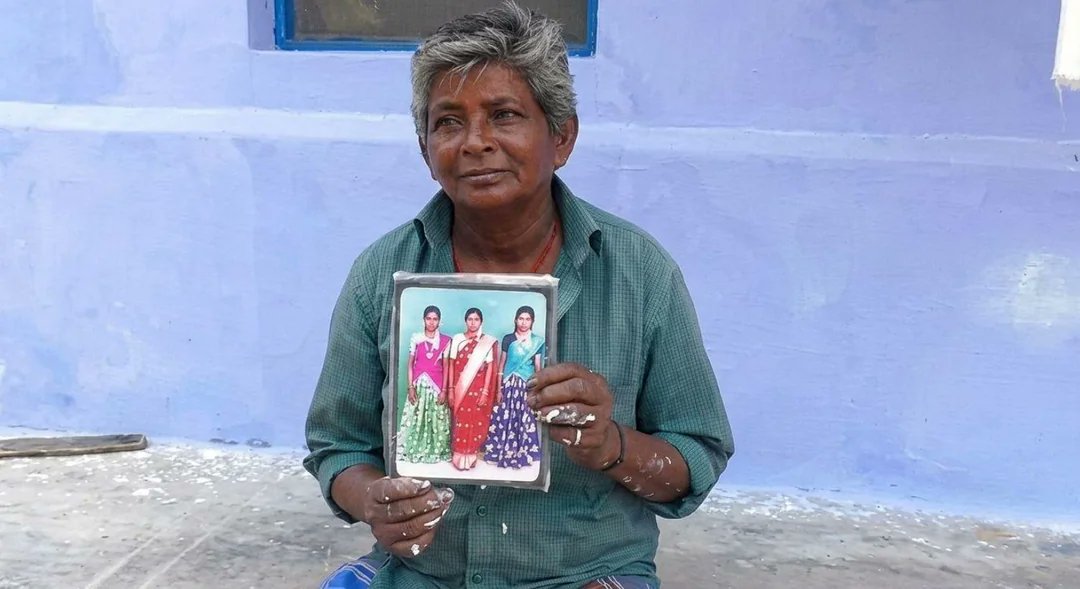 awkwardgoogle's tweet photo. Indian woman pretended to be a man for 37 years to protect her daughter and herself after being widowed at 20. https://t.co/bUq0HH4vCK
