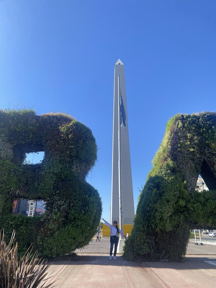maugemolina's tweet photo. Es hoy, a poco de la final, y yo estoy con vos Argentina, siendo orgullosamente ecuatoriana, pero en mi corazón te siento muy cerca, como dicen mis amigos, argentina por adopción
Por Malvinas, por el Diego,por la última de Leo
Argentina quiero verte bicampeón
#mundialdefútbol2026 https://t.co/ns5zJtOXxu