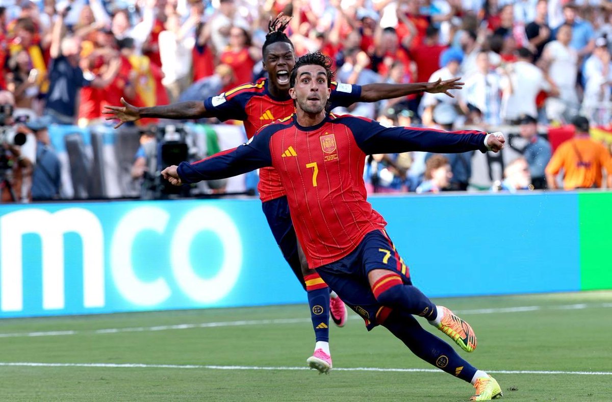 Arabs_Sport_'s tweet photo. #عاجل 

إسبانيا تتوج بلقب 🇪🇸

#كأس_العالم2026 

🇦🇷 الأرجنتين 0✖️1 إسبانيا 🇪🇸
 
#الارجنتين_إسبانيا

 #FIFAWorldCup https://t.co/05ouIyF5mc