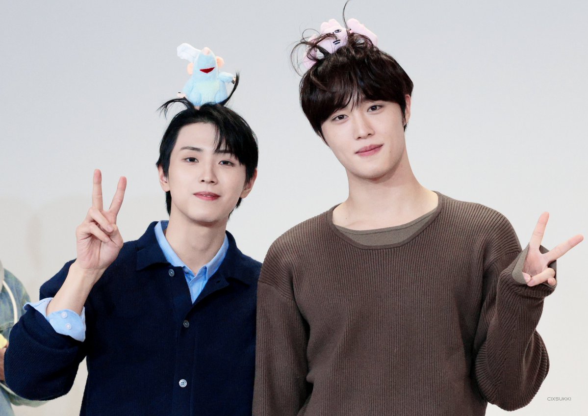 cixsukki's tweet photo. 2026🗓
픽스위크 자영업 3일차
#CIX #씨아이엑스 #용희 #현석
#FIXWEEK https://t.co/xlCIhEKbwo