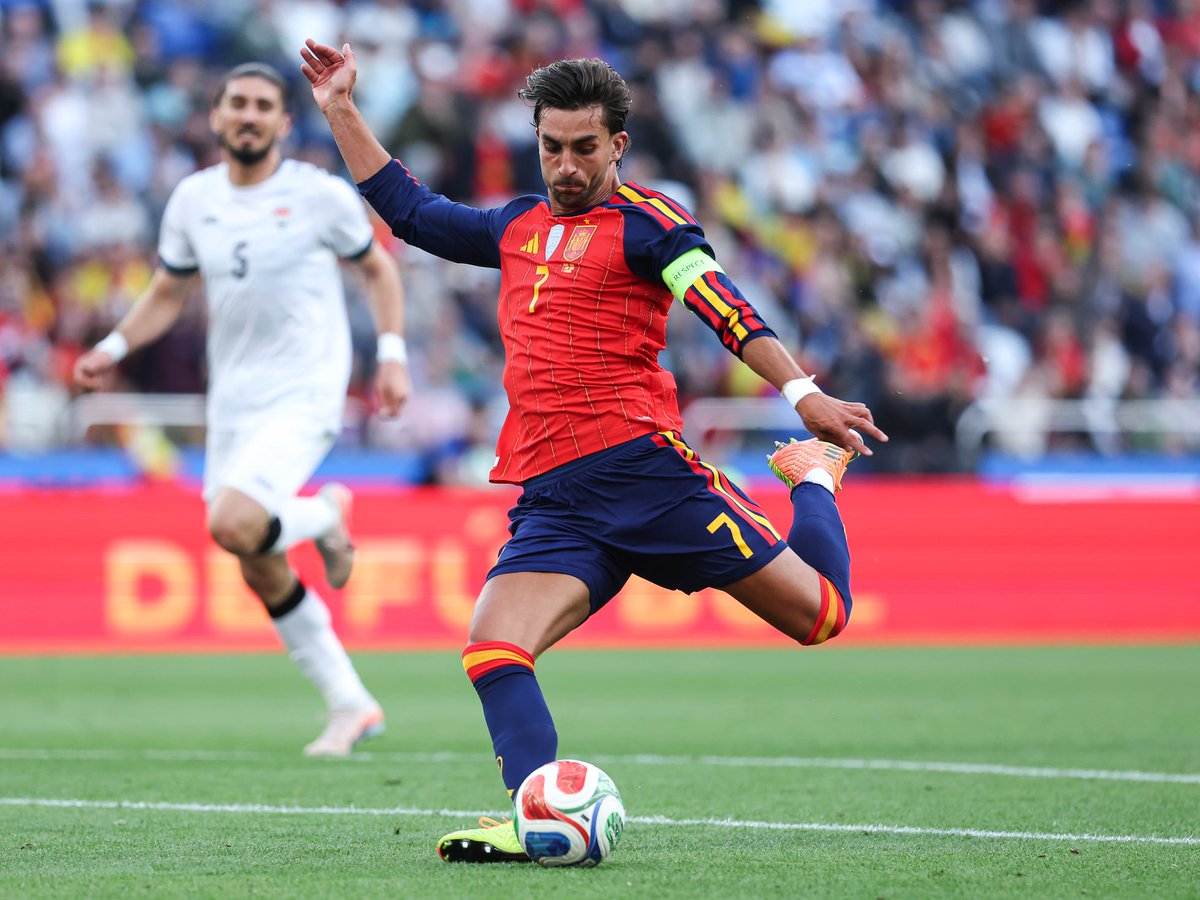 NewZyrox's tweet photo. ESPAÑA GANA SU SEGUNDO MUNDIAL ⚽
🇪🇸 1 - 0 🇦🇷
        🇺🇸

Gol de Ferrán Torres 106:10 https://t.co/C1HCwikRwW