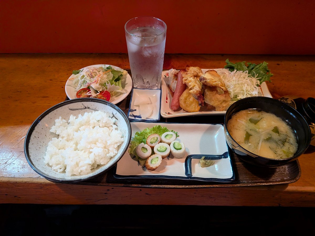 morikawa2306's tweet photo. おはようございます🌄
17日ランチは初入店緑町の七味屋日替わり定食600円でした～😄😁
お店の方は感じよかったです😄😁
安くて美味かったです😄😁 https://t.co/Kk2s3OfF49