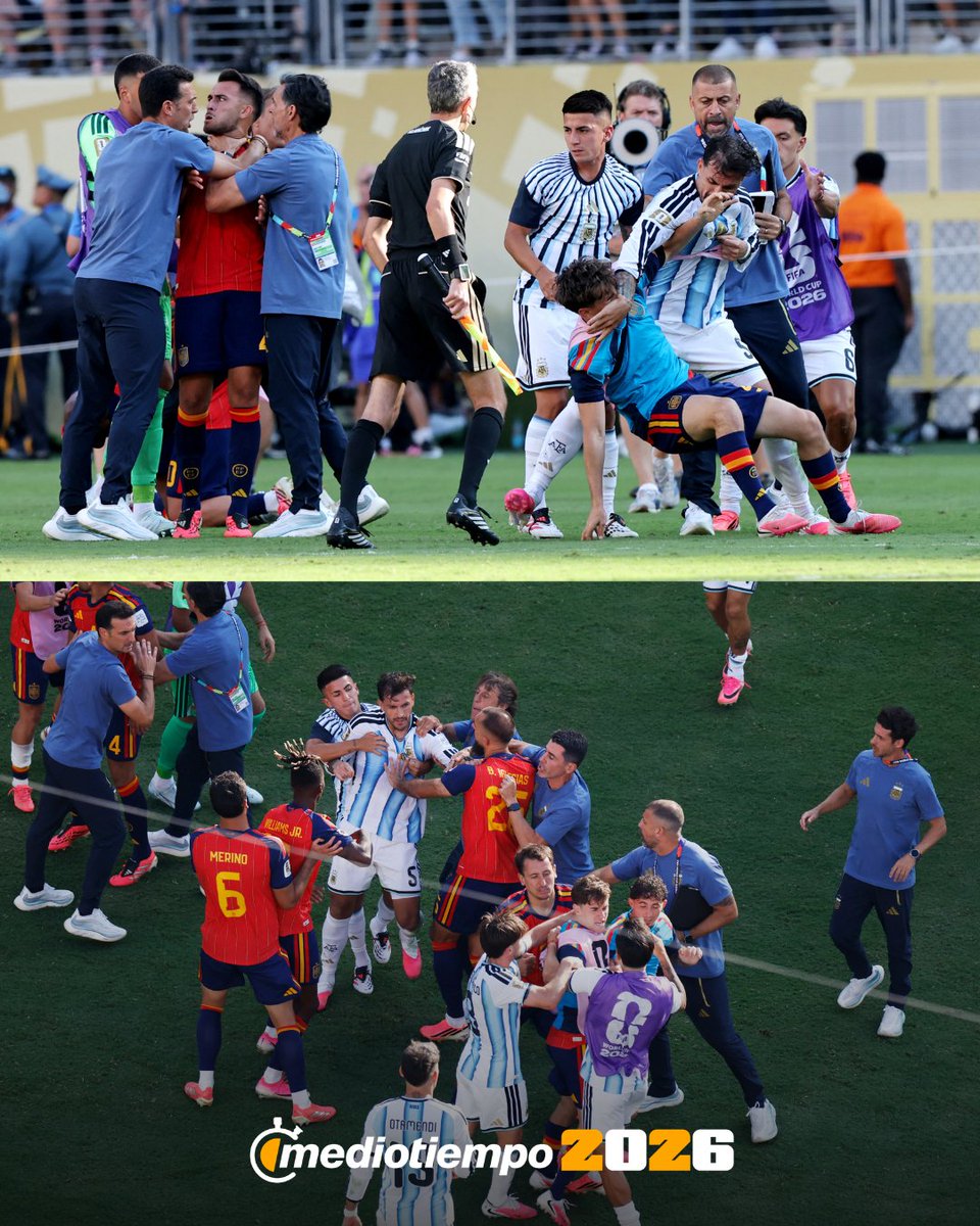 mediotiempo's tweet photo. ¡LAMENTABLE! ❌ ⚽️

Justo después del pitido final, jugadores y cuerpo técnico argentinos protagonizaron un conflicto, con los jugadores Españoles https://t.co/5knxtrK8Wo