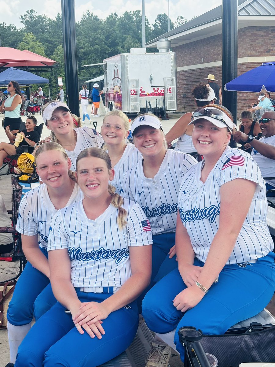 DCEliteSoftball tweet picture