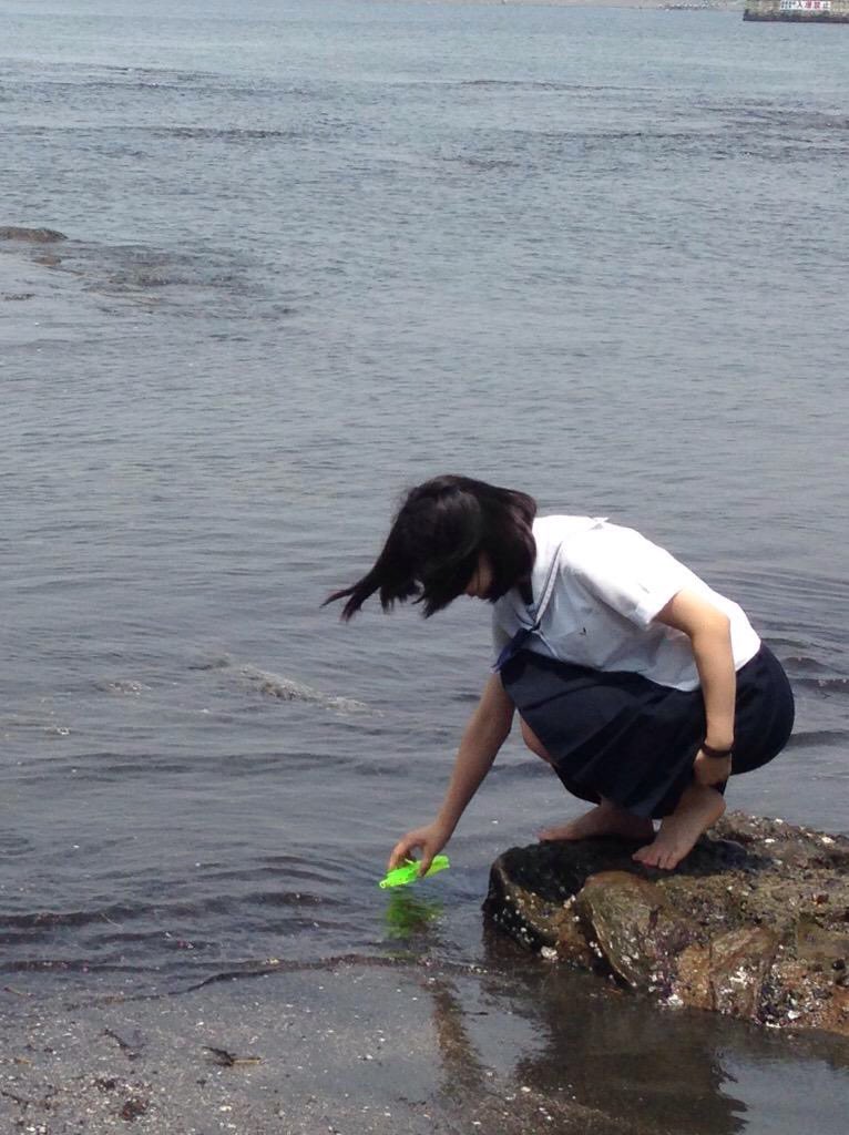 yusei_yada's tweet photo. おはようございます☀

文月3回目の月曜日は海の日なので、テラス席で油売りと思いましたが、暑そうなので所定の席に戻りました😅
海とは縁遠くなりましたが、あの夏に出会った少女はもう27歳…縁があればまた会えるかな😁

最近、音色に想いを感じるような…気のせいか😆

今週も爽やかにルンルン♫♫ https://t.co/TzX8duV9Le