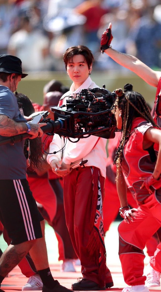 SUGAOFBTSAG's tweet photo. T &amp; REPLY x1000000🔥

BTS AT WORLD CUP 2026
#BTSxWORLDCUP2026
#BTSHALFTIMESHOW https://t.co/BagwgjCYEY