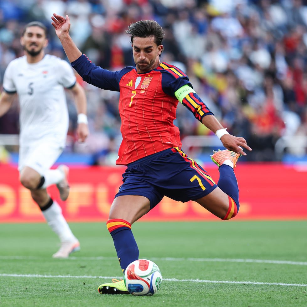 FanRamazani's tweet photo. GRACIAS FERRAN, ERES HISTORIA DE ESPAÑA, YA PUEDES FALLAR 15 OCASIONES DE GOL POR PARTIDO CON ESPAÑA TODOS LOS DIAS QUE TE AMARE POR SIEMPRE

GRACIAS TIBURON ⭐⭐🦈 https://t.co/bsLi71LhNr