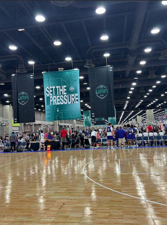 NMEBBALL's tweet photo. NME 15U UA RISE 2029 - UA RISE Circuit!
"Goodbye Louisville 👋👋👋 - until next year!" 
Another spectacular UA event - thank you @Rafi_Goldman and @RiseCircuit !!!

NME 15U Boys UA RISE 2029 finish up 2026 battered and bruised, but never defeated!

🏀A roster built for the ages is cursed with injury, attrition and an unprecedented 36 shoe opponents in 58 games!  

🏀Boys finish 30-28 limping to the finish line after a 19-5 start.  Some nice wins over Hoop Atlanta, Mighty Titans, Dallas Showtyme and other UA stalwarts along the way.

Time to recharge and begin the rebuild - enjoy the new school year and see everyone in the spring of 2027!