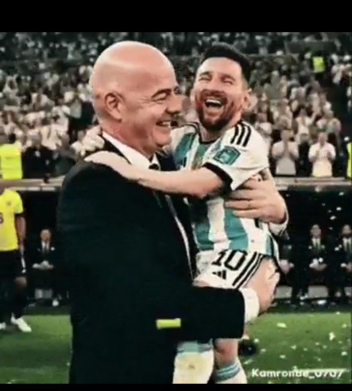 JoshuaEMoses's tweet photo. @_Mahlo1508 Thank you Spain but S is silent https://t.co/LDzXghsKJQ