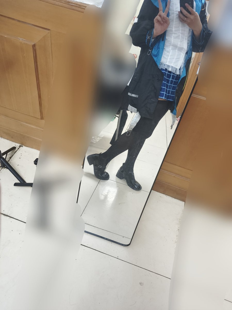 hei2104's tweet photo. 复活��下，发点清淡的试试(￣▽￣)
#男娘 #伪娘 #黑丝 https://t.co/q0yZLPJNwn