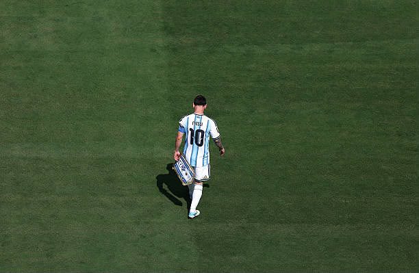 ww__Y20's tweet photo. انتهت القصه شكراً للأفضل💙🐐 #الارجنتين_اسبانيا https://t.co/oK5AOPLN9c