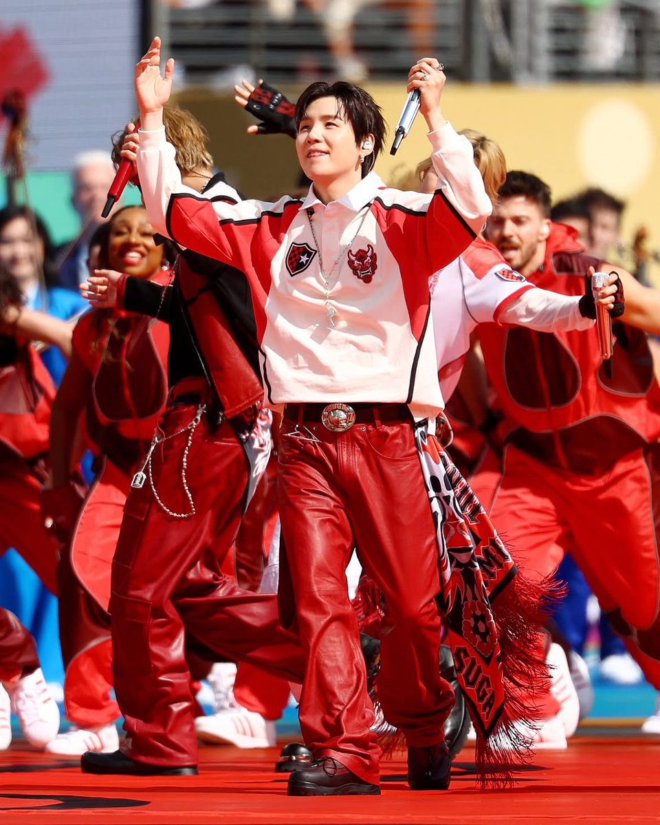 Nusrat21Tithe's tweet photo. #BTS just made HISTORY 👏🏻

Performing at the First-Ever FIFA World Cup 2026 Final Halftime Show ⚽️🏆

BTS AT WORLD CUP 2026
#BTSxWORLDCUP2026
#BTSHALFTIMESHOW https://t.co/xczlgnG3fC