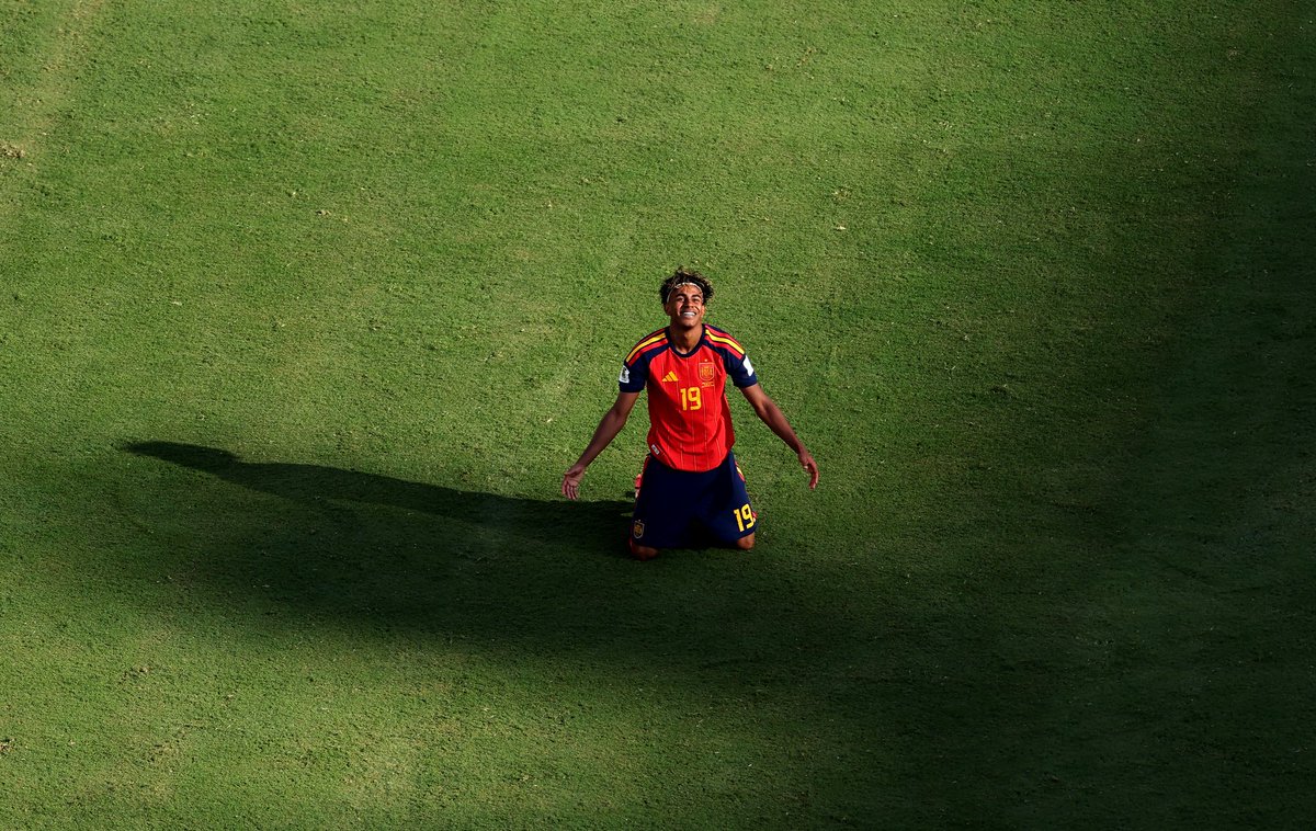 FC Barcelona tweet media
