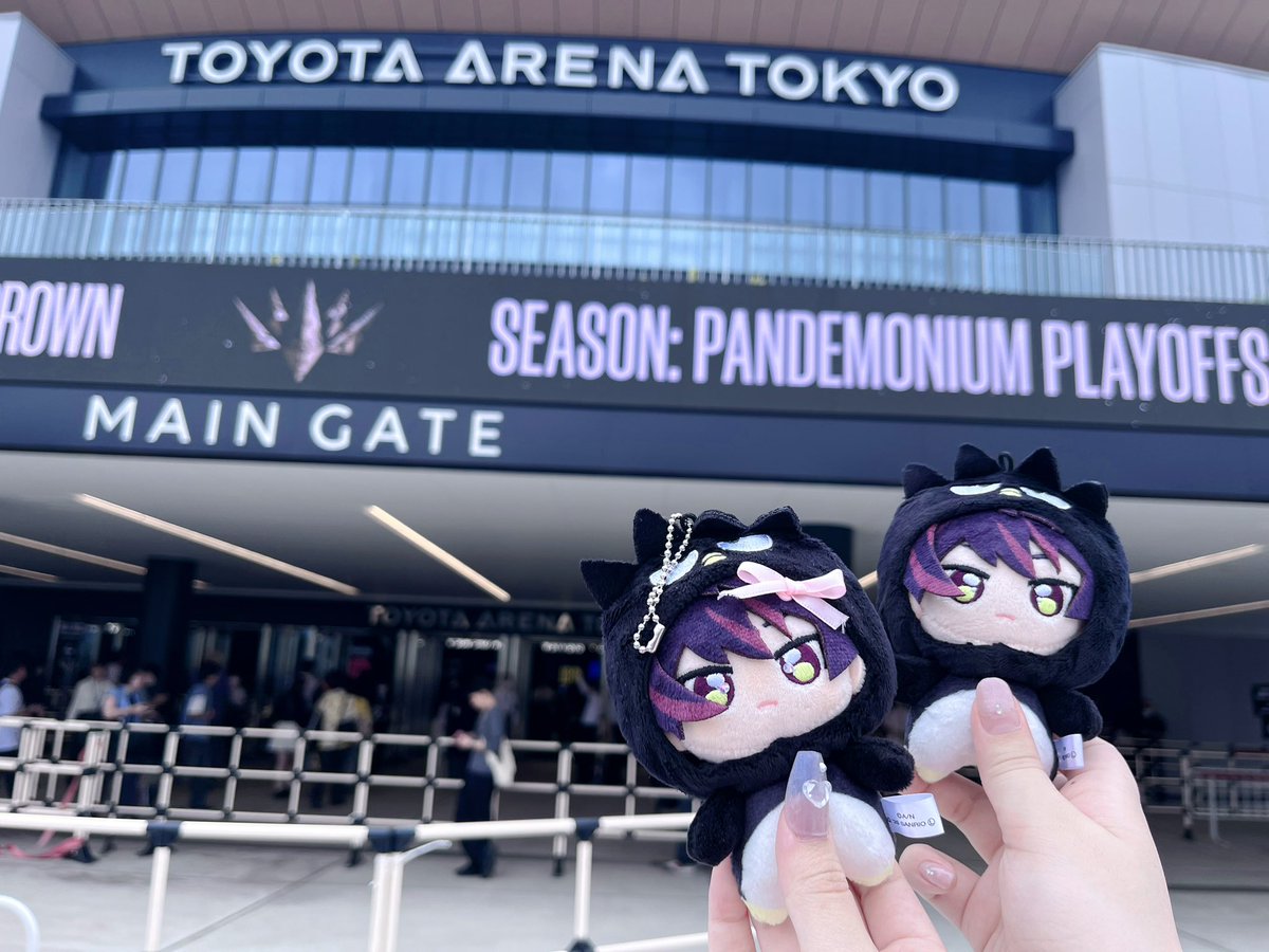 Hutette_game's tweet photo. めっちゃ他界隈オタクだけどLTK行った時の写真再掲 https://t.co/rv3f4sRi7Q