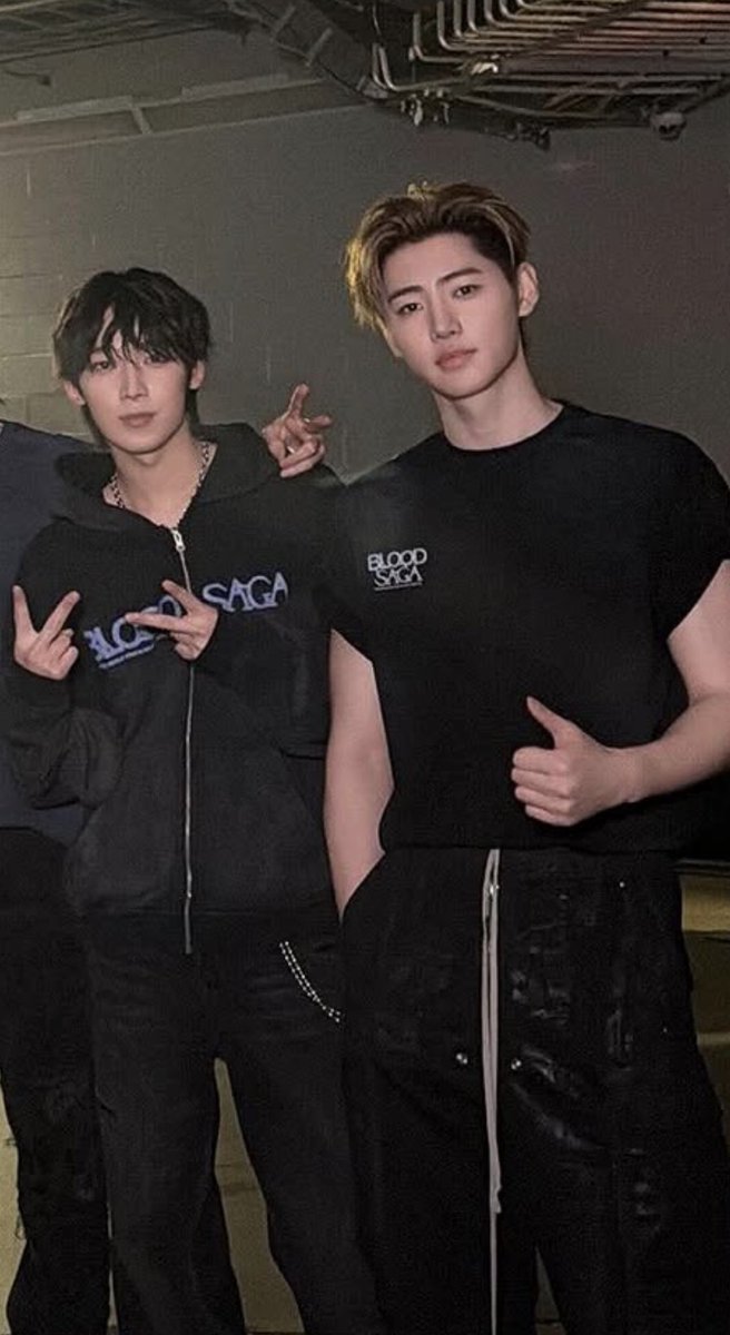 yuhzhoon's tweet photo. they both look so good. https://t.co/ogO0iLc9Sb