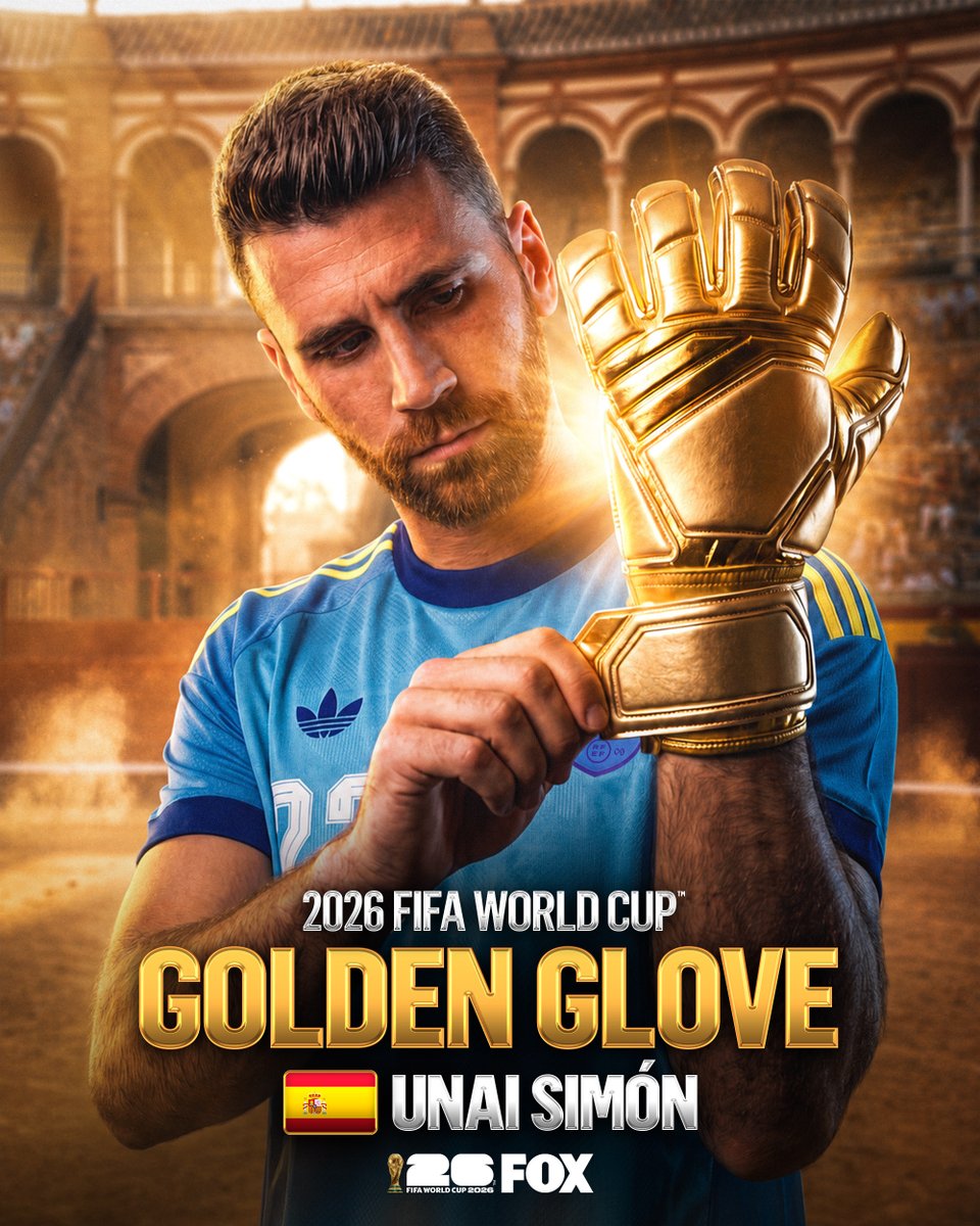 FOXSports's tweet photo. The Golden Glove is in safe hands.

Congratulations to Unai Simón on an unbelievable FIFA World Cup 👏 https://t.co/EYtlvf5RHo
