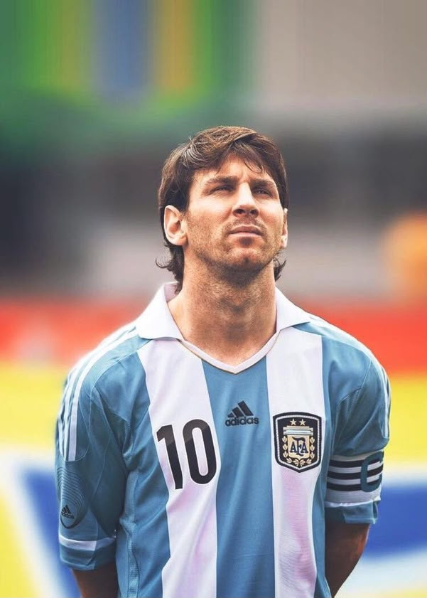 gwtodlg's tweet photo. gnt não sabia que já tinha vazado nude do messi, que delicia mds https://t.co/hKHPug4jOY