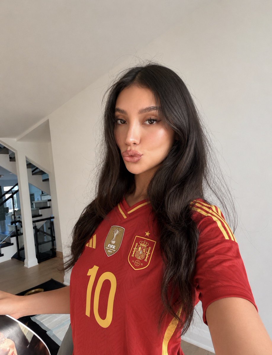 𝓝𝓪𝓽𝓪𝓵𝓲𝓪 𝓜𝓪𝓻í𝓪 🌹 tweet media