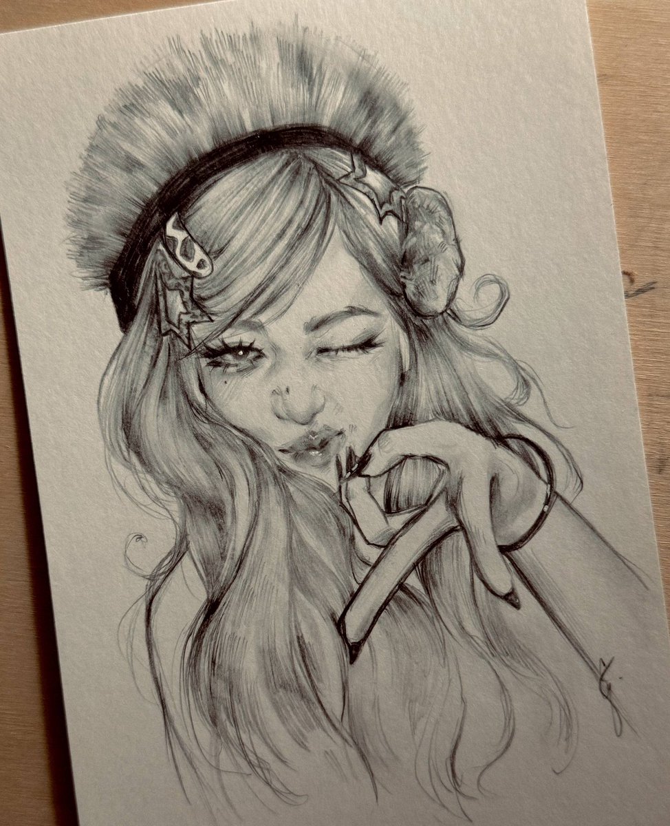 mmmmmlst0's tweet photo. ᯓ★ #yunjin https://t.co/eUx0pXcrQC