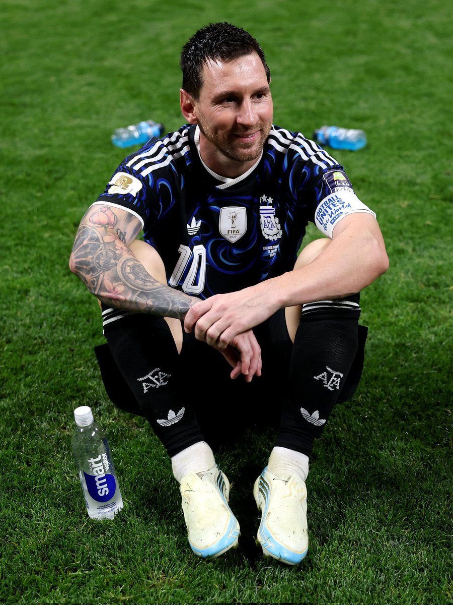 CarajoStream's tweet photo. Una más, Leo. Una más https://t.co/i7gFPbjJU3