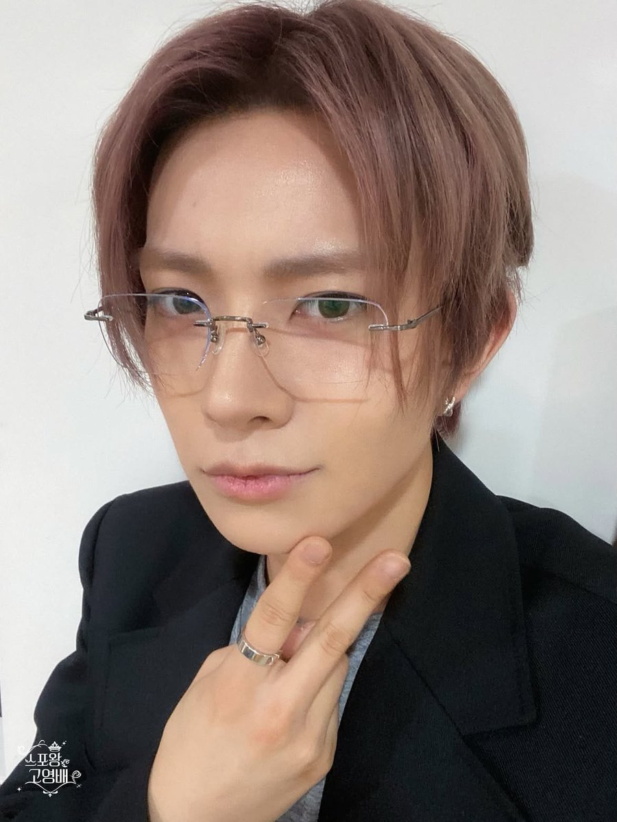 khairaakim's tweet photo. ikutan yah
beb @h_evva_n 

#EVAN #에반 #HEESEUNG #희승 #EVRSD #EverSelcaDay @h_evva_n https://t.co/quTvHvzWaJ