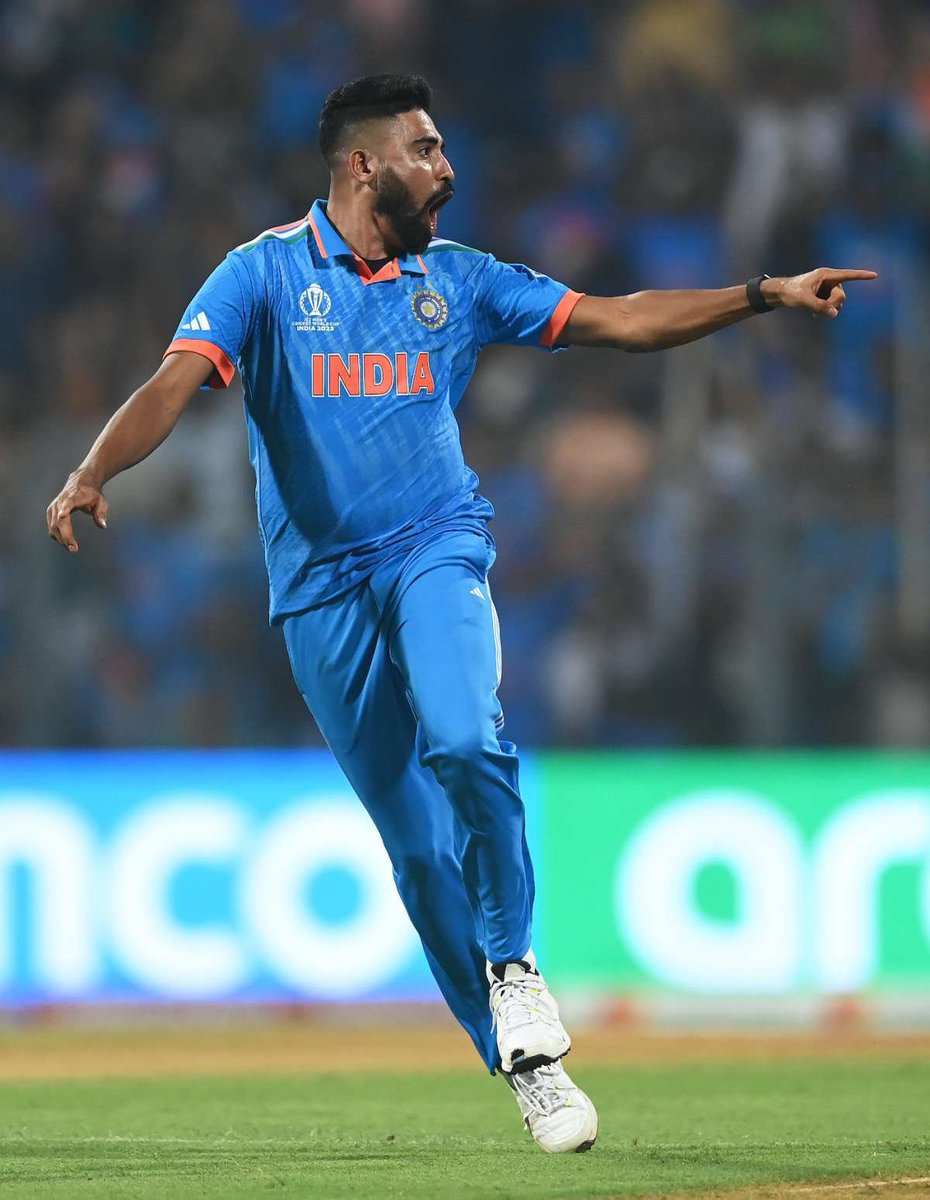 Aware_Indian7's tweet photo. 🔸Indian batters have performed at par 💯
🔸Scoring 350+ at Lords is not an easy task 🤗
🔸Bowlers have failed miserably since beginning and it's high time to change the bowling lineup completely 😠
🔸Highest wicket takers for #TeamIndia in #ODI during the last IVE years are Mohammad Shami, Mohammed Siraj and Kuldeep Yadav. Bring them all back. Trust Bhuvneshwar Kumar (Bhuvi) and induct him right away. 
🔸There is no replacement for Hardik Pandya as an all-rounder
🔸Jasprit Bumrah should not be hurried to brought back or else he may again injure himself. Let him heal properly. 
🔸Today's loss as #Lords and series loss by #England should be an eye opener for Indian Coach and Selectors
🔸Ajit Agarkar and Gautam Gambhir should be dismissed right away
#INDvsENG