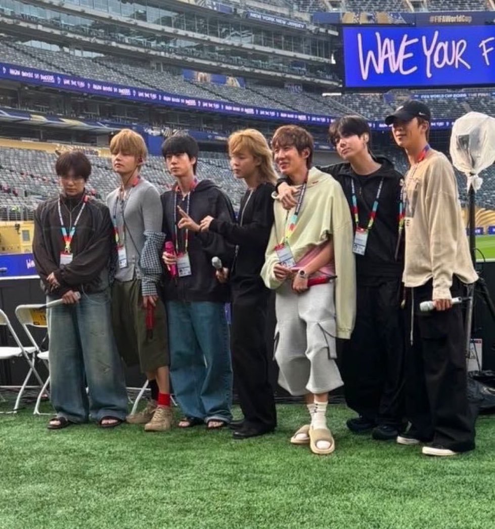 SabrinaMarr1978's tweet photo. #btsxworldcup2026 https://t.co/xyH7R8ScqS