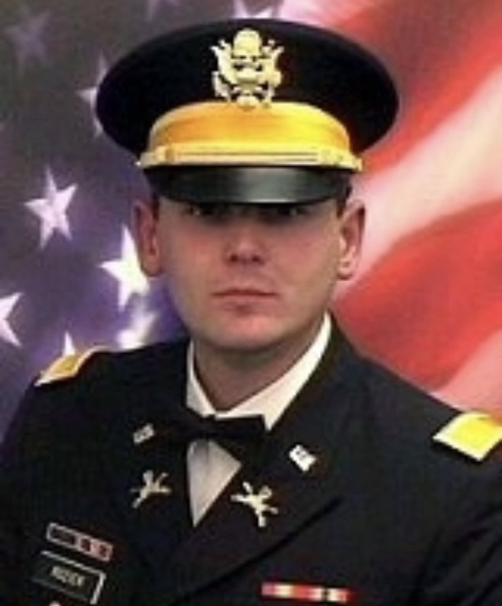 MilitaryCooI's tweet photo. 23 years, you took your last breath defending our freedom.

1LT Jonathan Rozier

KIA Iraq 7-19-03 https://t.co/cHA2tZm2Fh