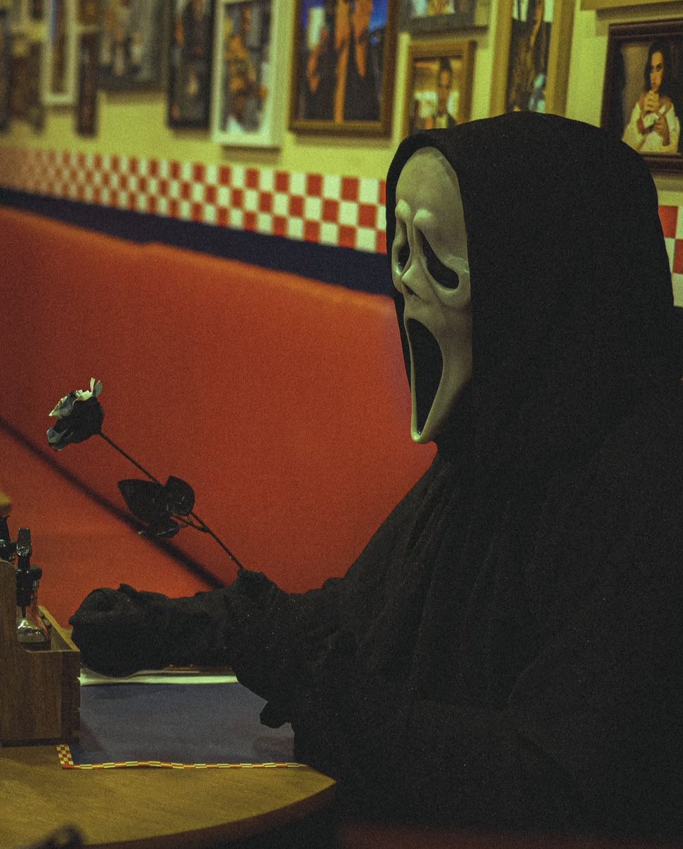 Screamm's tweet photo. us forever https://t.co/QCZzARayA0