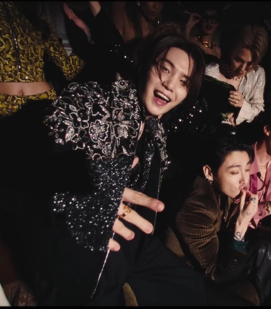 YK_937's tweet photo. 260719 (2026. 07. 19)
Sugakookie with BTS ‘NORMAL’ MV
https://t.co/u1tgX0HHYl
https://t.co/6cO805mfq9
https://t.co/eUSOCO8NxK
#Yoonkook #SugaKookie #Kookga #Kookgi #Candycp🍬 #BTS_ARIRANG #BTS_LAMRON
#BTSNormal #SUGA #JUNGKOOK #Yoongi https://t.co/2wwwT5vdbs