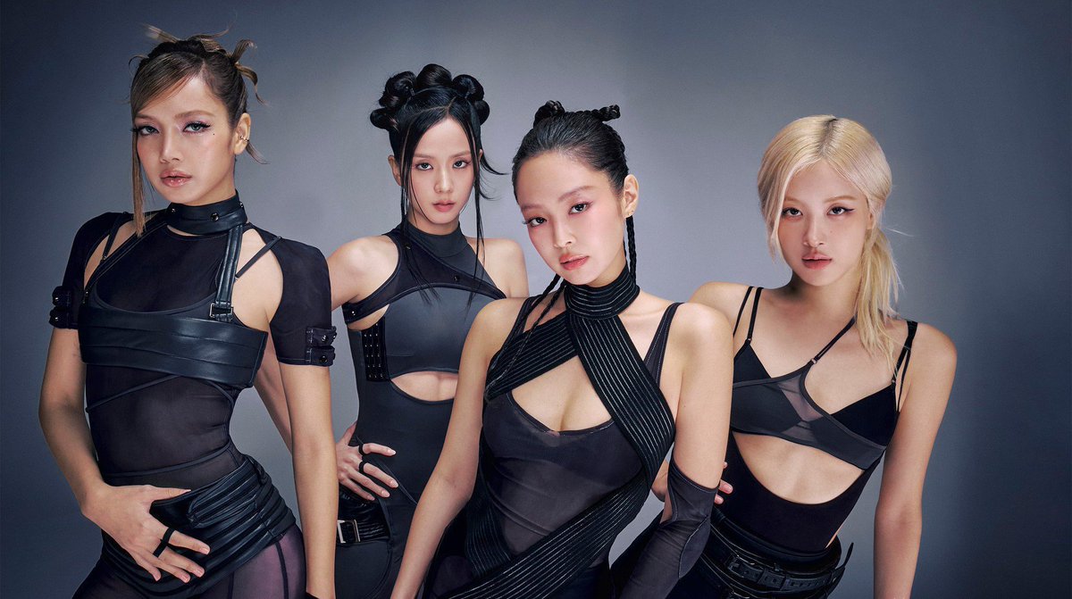 chartsidle's tweet photo. Biggest girl groups in China right now:

#1. i-dle 
#2. aespa
#3. BLACKPINK 
#4. T-ARA https://t.co/8R1Li2Y0Nf