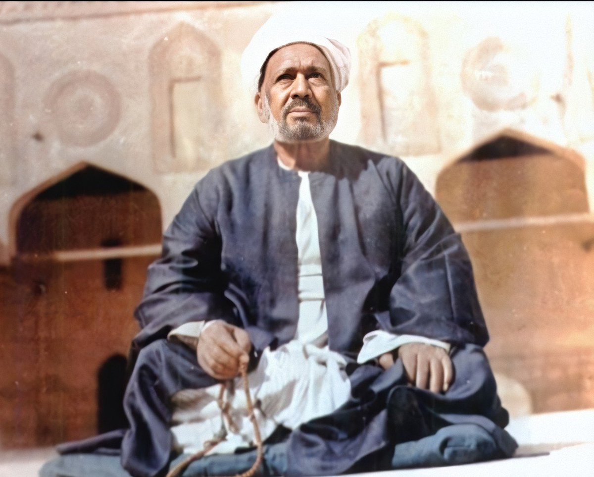 MawlidSufi's tweet photo. Whoever wants arrival, know, there is no arrival for him except by the awrād of his shaykh. It is his way and door of his arrival and it is his relief and bounty.

- Shaykh Salih al-Ja’fari (may Allah be pleased with him) https://t.co/FBagbYYVGy