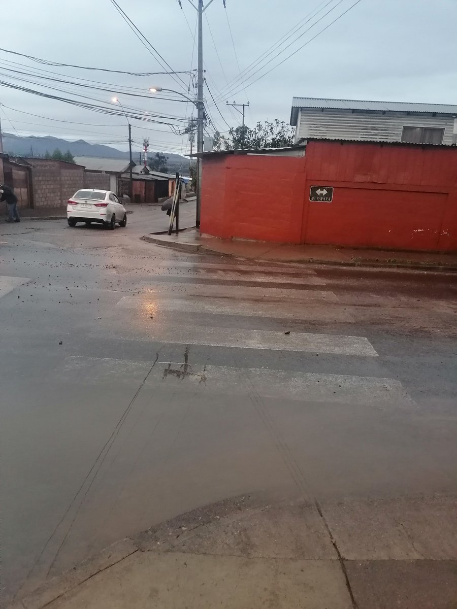 mikazuleta2000's tweet photo. Esto fue ayer con estas lluvias en vallenar https://t.co/GeBplZ8H0a