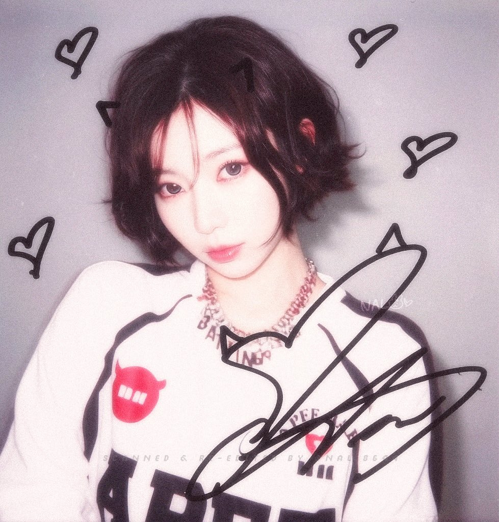 nal8644's tweet photo. [📸] #ASA Polaroid Autograph for APEE✖️💗 ｜©️ Scanned &amp; pixel-fixed by NAL.8644

#BABYMONSTER #BAEMON #ASA #榎並杏紗 #아사 #베이비몬스터 #베몬 https://t.co/iP6TcI0q8n