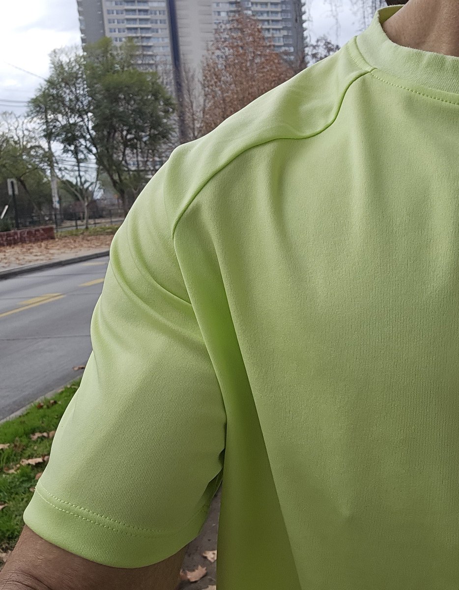soloquierokeque's tweet photo. Pase de  puros rollos hasta que  se marquen las venas encima de la ropa en 7 meses  
se puede lograr https://t.co/gvk0M6AnvR