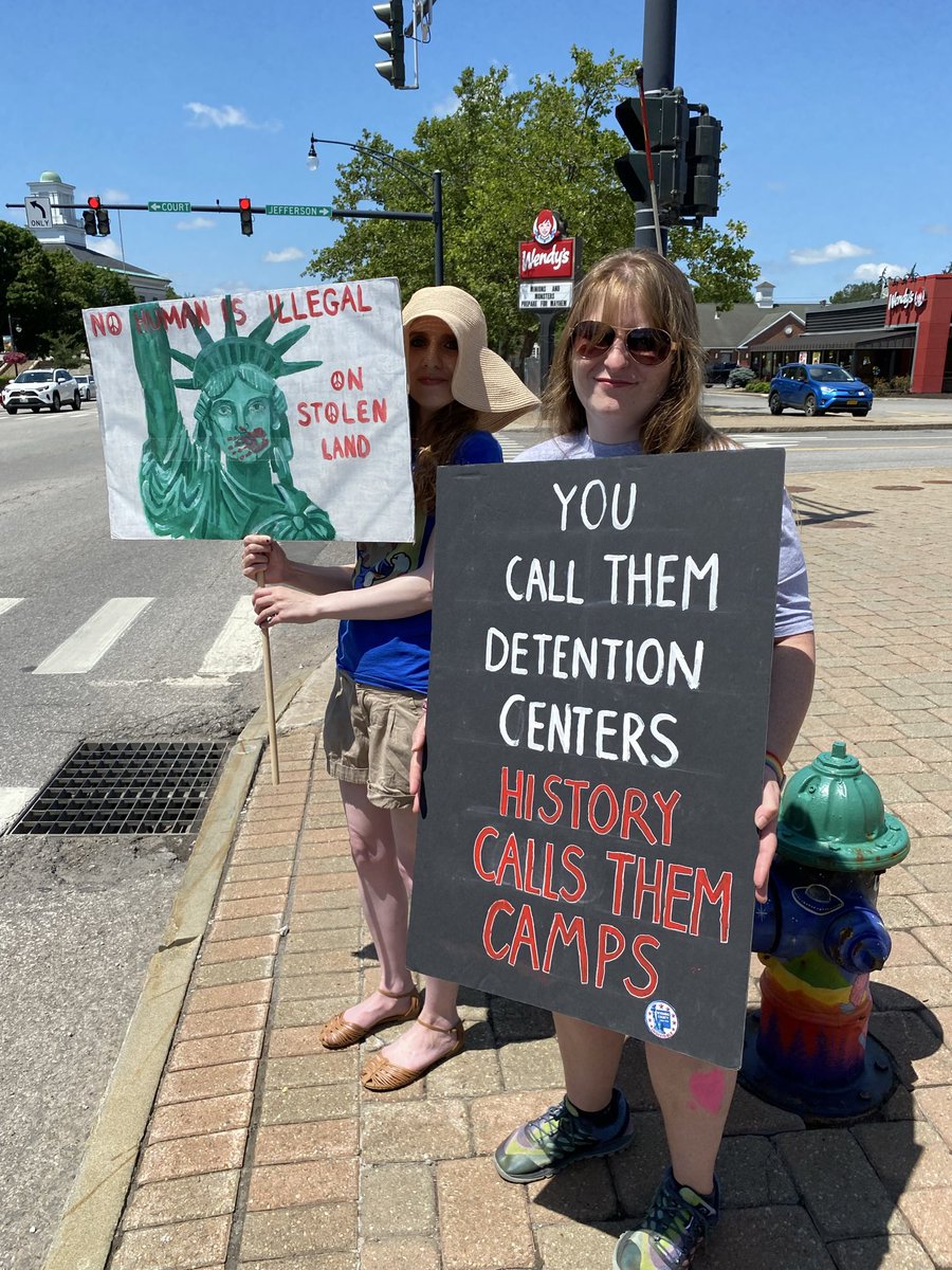 GenCoDSA's tweet photo. Over 50 folks from all over Western New York including the GLOW region, Buffalo, and Rochester showed up today to say STOP THE BUILD to the expansion of the Buffalo Detention Center in Batavia!
#stopthebuild #goodtrouble #goodtroubleliveson https://t.co/pcLAuajazT