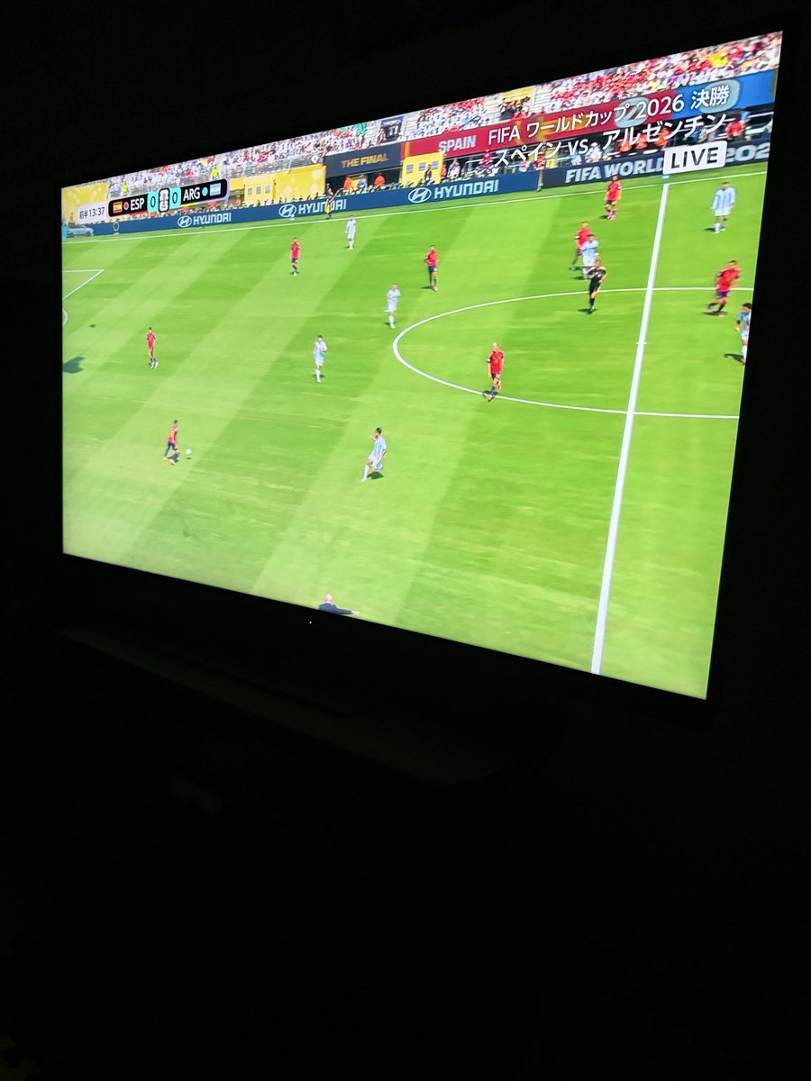 sime_raaa's tweet photo. 無事に起きられた😏
さぁ、どっち勝つかなー🇪🇸🇦🇷
どっちも頑張れー🔥

#W杯決勝
#スペインvsアルゼンチン https://t.co/5WPJTjv0lF