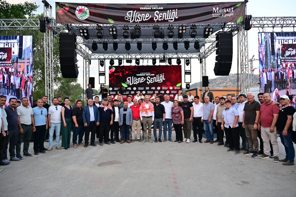 mesutkocagoztr's tweet photo. 2.Geleneksel Varsak Yaylası Vişne Şenliği’mizi büyük bir coşku içinde gerçekleştirdik. 

Gün boyu süren aktivitelerin yanı sıra halk oyunları ve konserlerle Varsak Yaylası’nı tam anlamıyla bir şenlik alanına dönüştürdük. 

Hemşehrilerimizin birlik ve beraberliği şenliğimizi hepimiz için unutulmaz kılıyor. 

Yayla kültürümüz nesiller boyu sürsün, dayanışmamız hiç eksilmesin.